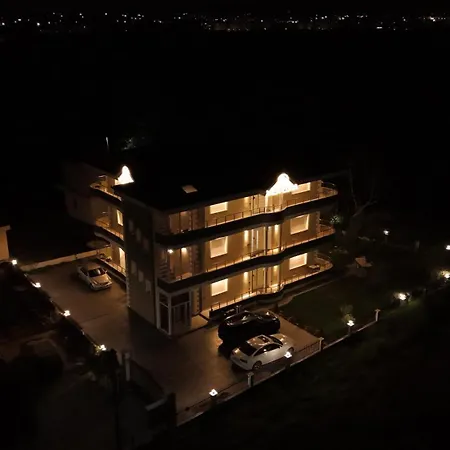Lura Maison d'hôtes Durrës